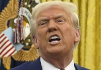 "Звільніть божевільного": у Конгресі США вимагають усунути Трампа від влади