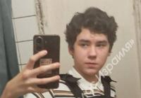 "Він Бог і брат": батько 15-річного нациста з Росії, який зарізав 10-річного таджика, воює в Україні (фото)