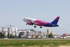 Wizz Air отменила 20 рейсов из Украины: список