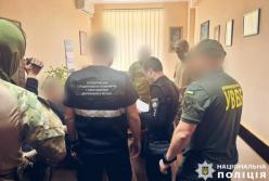 Підприємець на Київщині хотів нажитися на постачанні неякісної військової форми