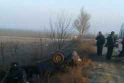 Вылетел в кювет вверх колесами: под Херсоном произошло ДТП, много пострадавших