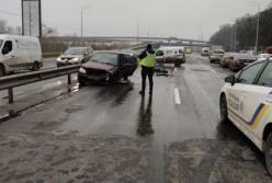 В Киеве столкнулись пять автомобилей