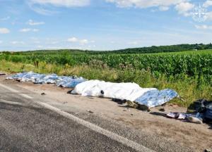 У вантажівки на ходу розвалилося колесо: з'явилось відео наслідків ДТП з 14 загиблими