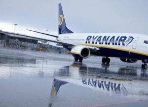 Авиакомпания Ryanair не планирует прекращать полеты в Украину