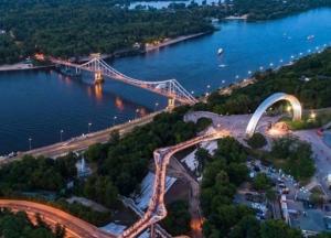 В Киеве планируют построить два новых моста через Днепр