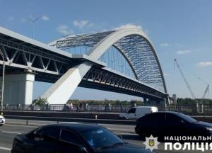 Директор КП розтратив 24 млн грн на будівництві Подільського мосту Києва